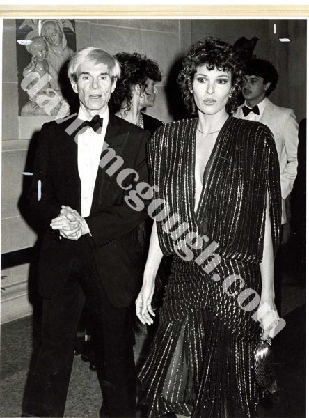 Andy Warhol and Raquel Welch 1981.jpg